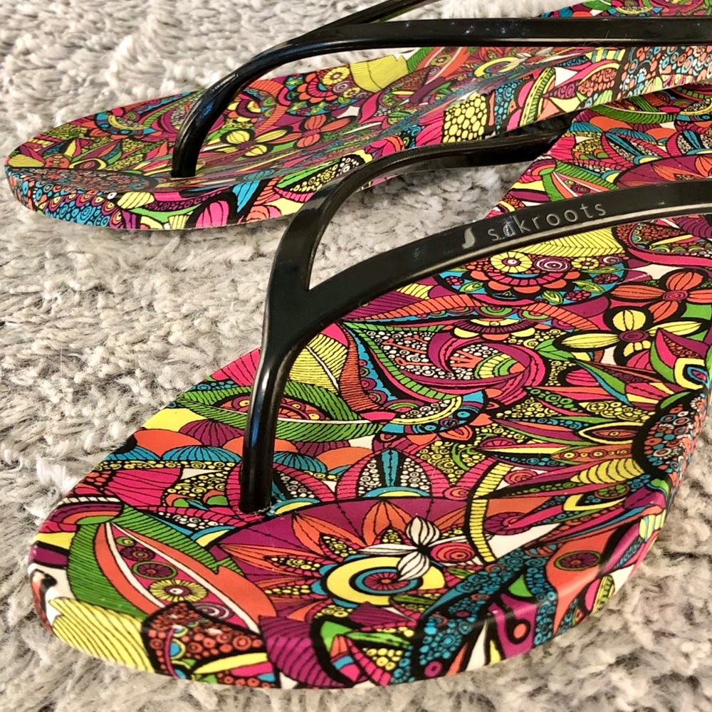 🌊 Sakroots Multicolored Psychedelic Flip Flops 6
